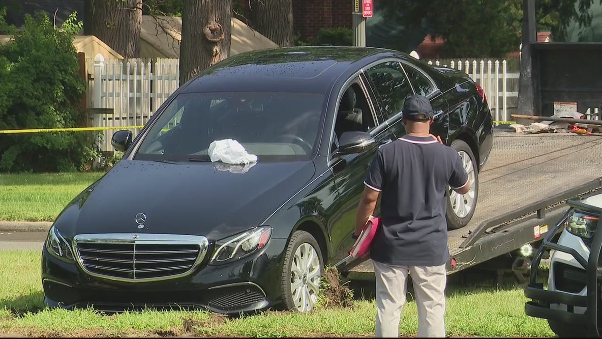 Man shot in the head and killed pulling car out his driveway identified