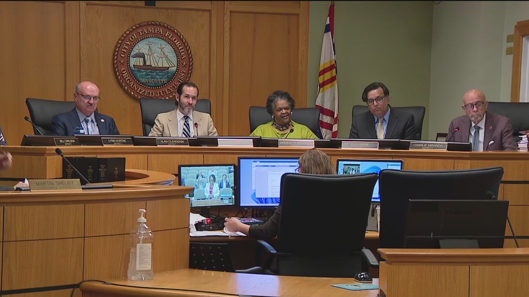 Tampa council votes to pay Orlando Gudes' legal fees