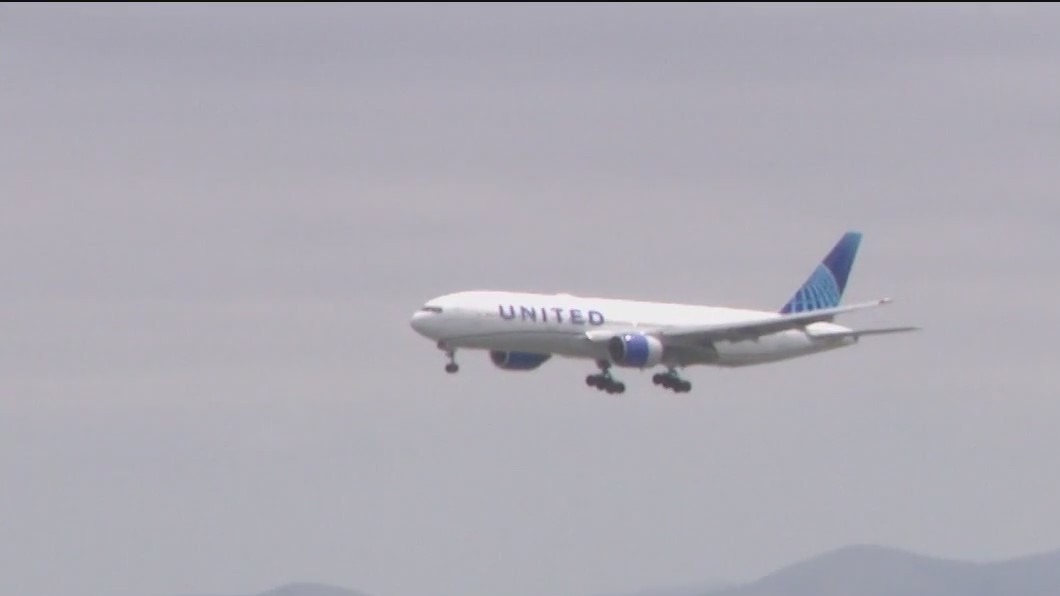 Flight from SFO to Tel Aviv turns around mid-flight