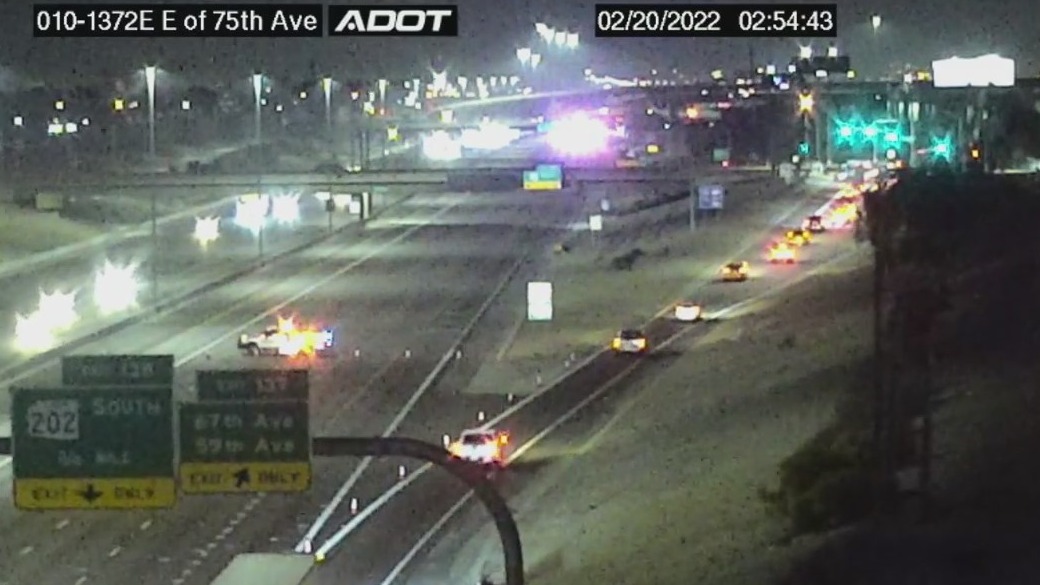 Racing suspected in Phoenix I-10 crash that killed 2 adults, hurt 2 children