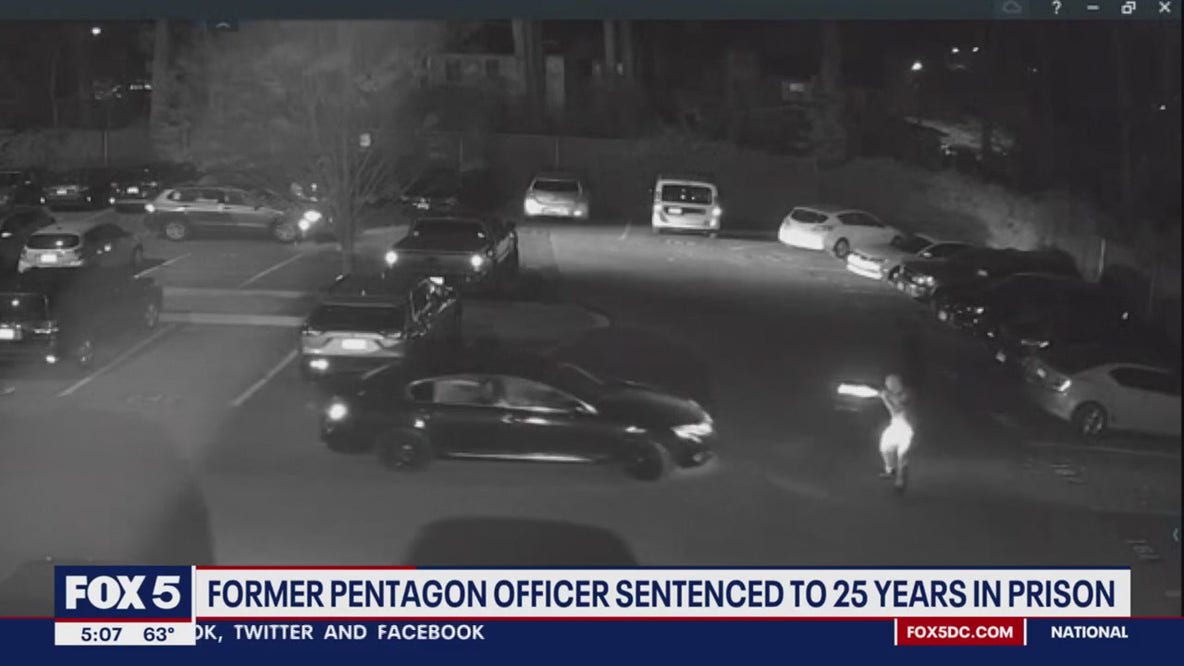 Former Pentagon officer sentenced to 25 years in prison