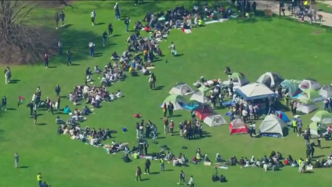 Northwestern students set up encampment on Evanston campus in support of Palestine