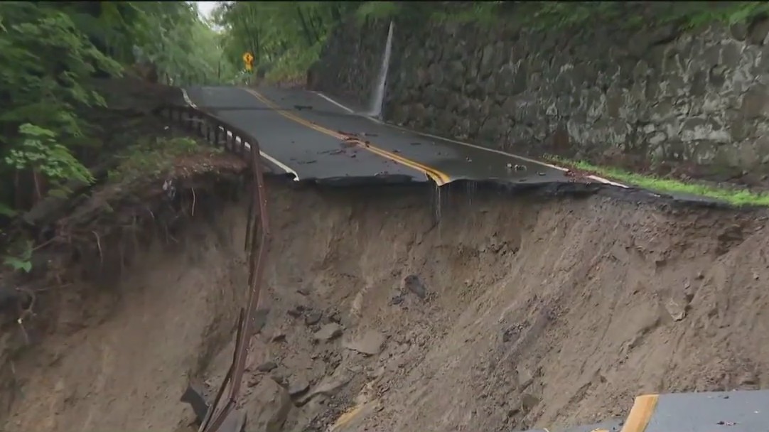 1 killed as flooding overwhelms Hudson Valley