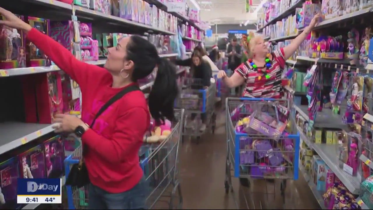 Toys for Tots shoppers buy 100,000 worth of toys FOX 4 DallasFort Worth
