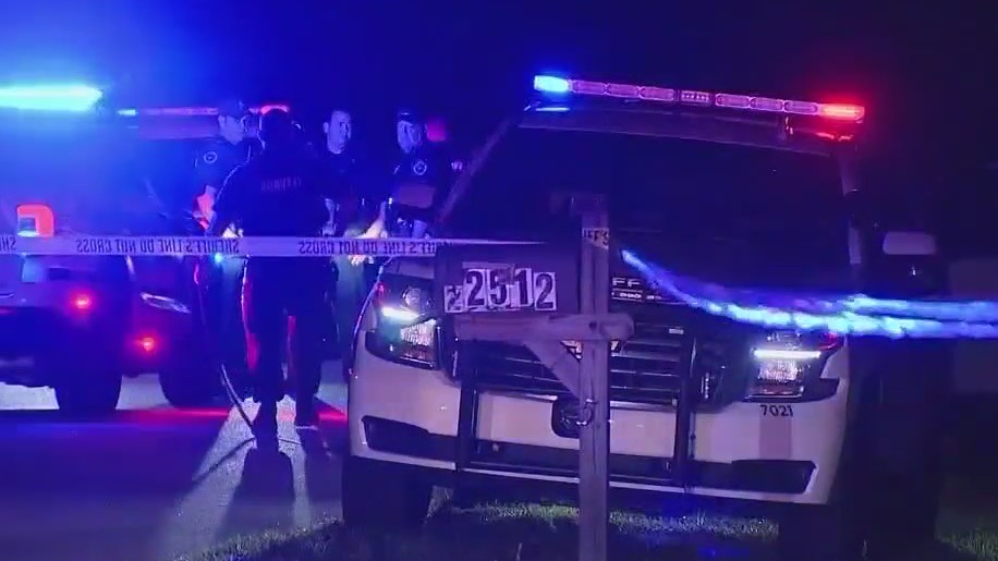 Woman in her 20s killed in shooting in Orange County neighborhood: deputies