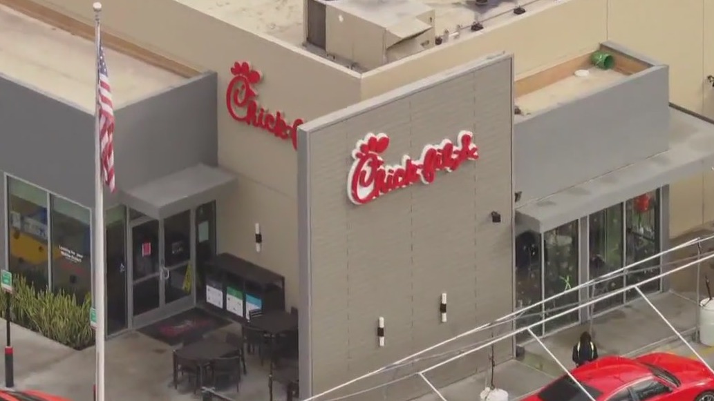 LACo.: Person with measles ate at Chick-Fil-A