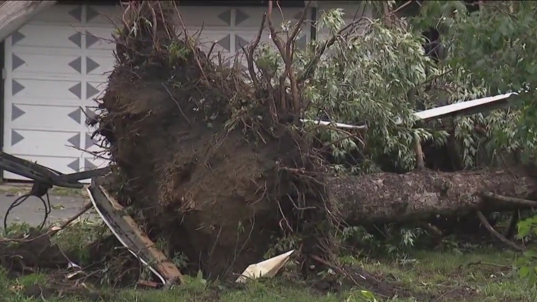 Tornadoes tear through Cook County leaving serious damage