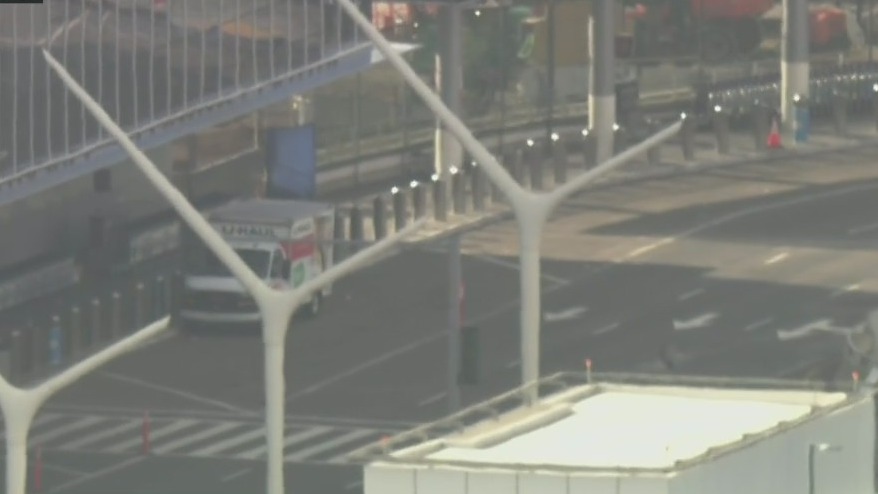 Police investigating suspicious vehicle at LAX