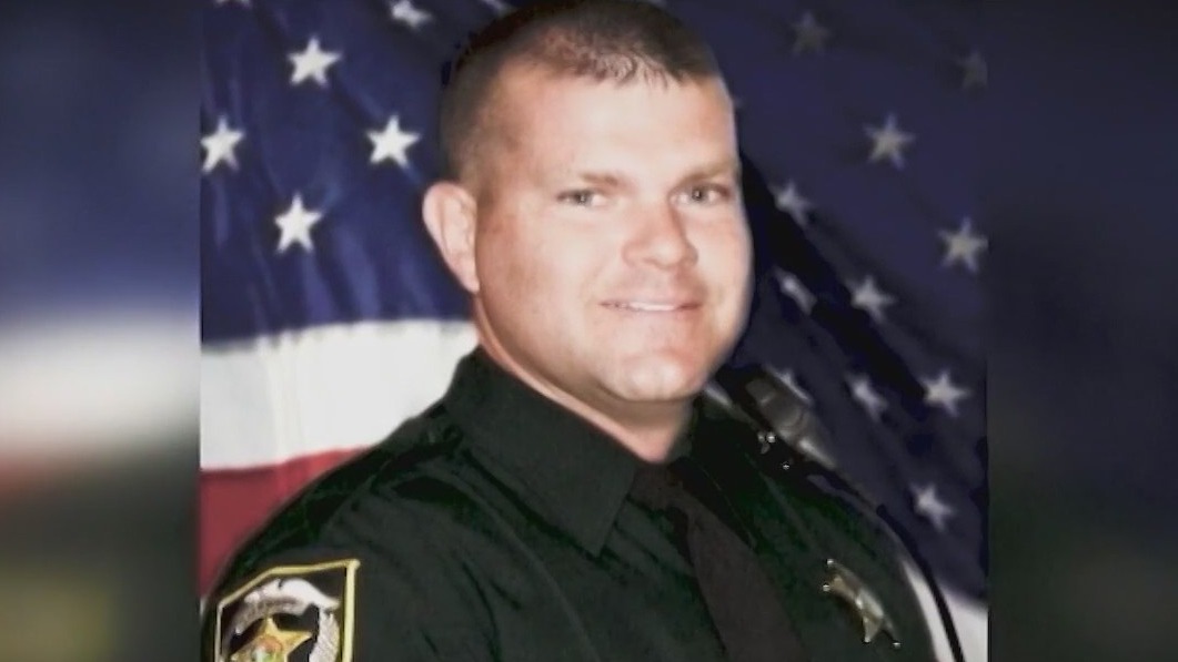 Family of fallen deputy's mortgage paid off