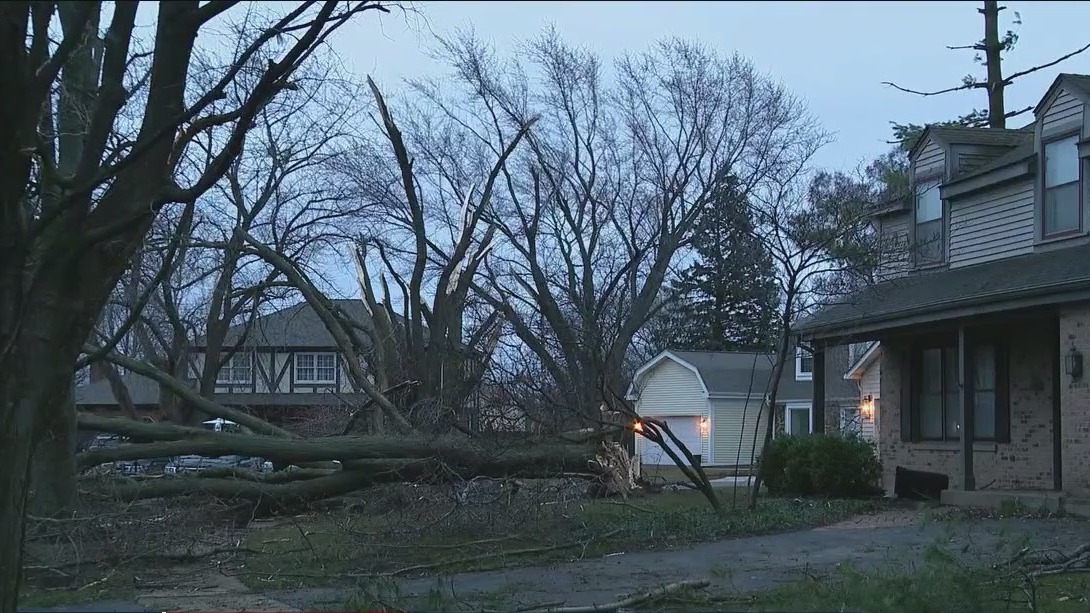 Chicago's western suburbs hit hard by severe storms