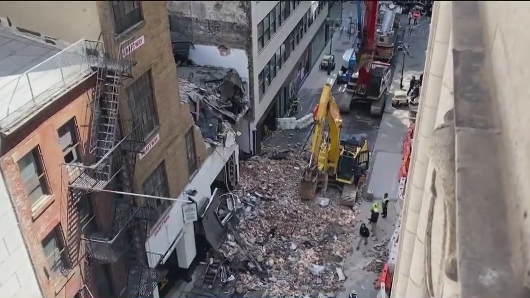 Parking garage collapse in Lower Manhattan leaves residents and drivers displaced