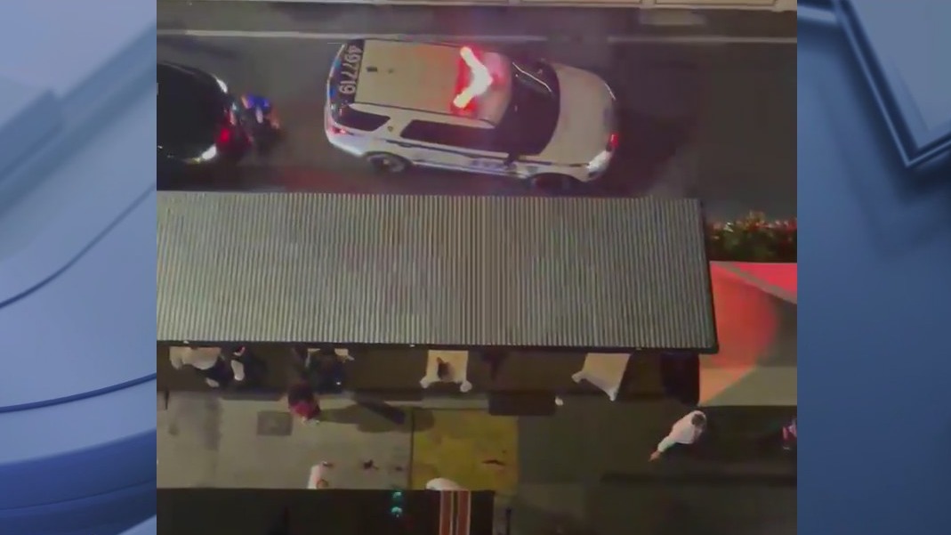 Search for suspects after restaurant shooting