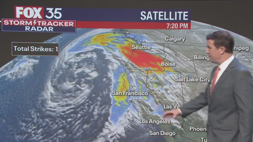 Bomb cyclone, ‘Pineapple Express’ moves ashore in California