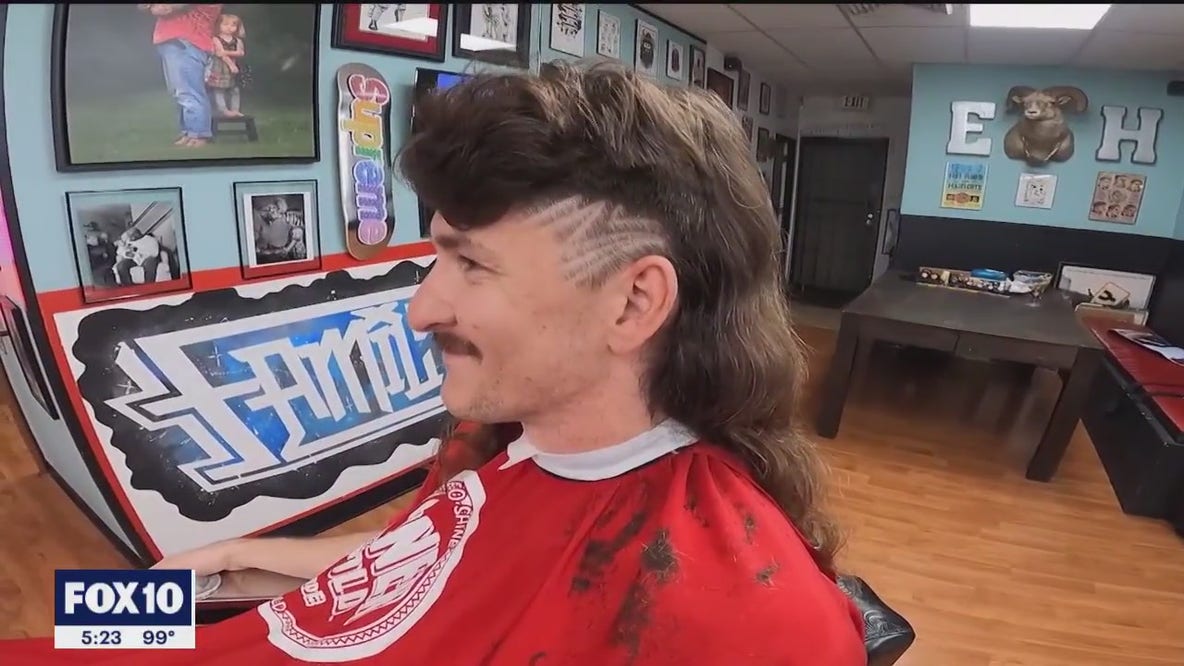 '19th Hole Man' competes in mullet contest