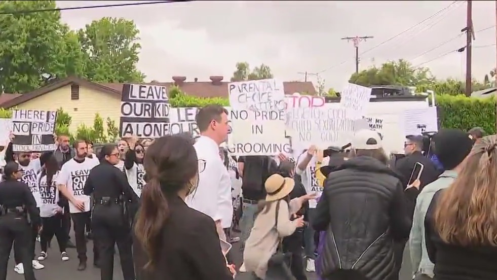 Parents protest, support Pride event at LA school
