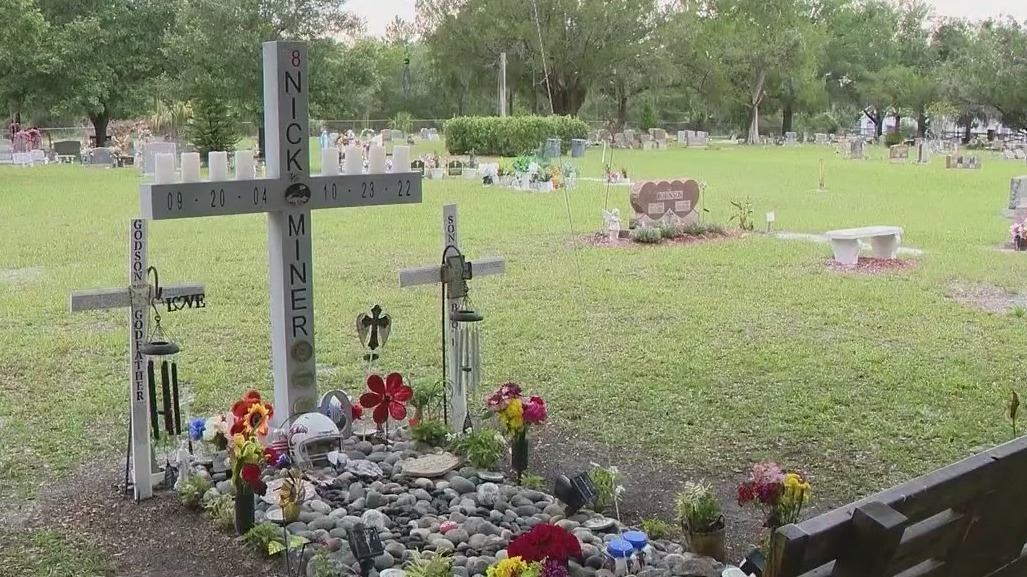 Families must remove decorations from graves