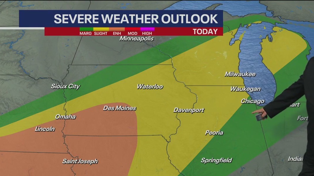 Chicago weather: Severe storm threat heading into Saturday night