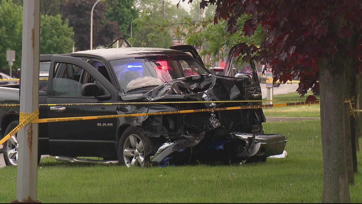 Suspected road rage incident ends with shots fired, two vehicles crashing in Garden City