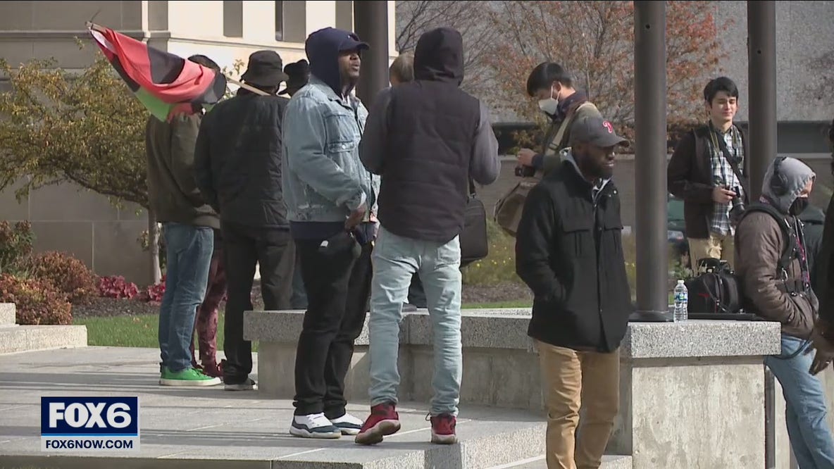 Demonstrators gather ahead of Rittenhouse jury selection