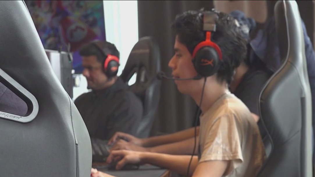 How one Illinois school is investing money to cultivate pro gamers