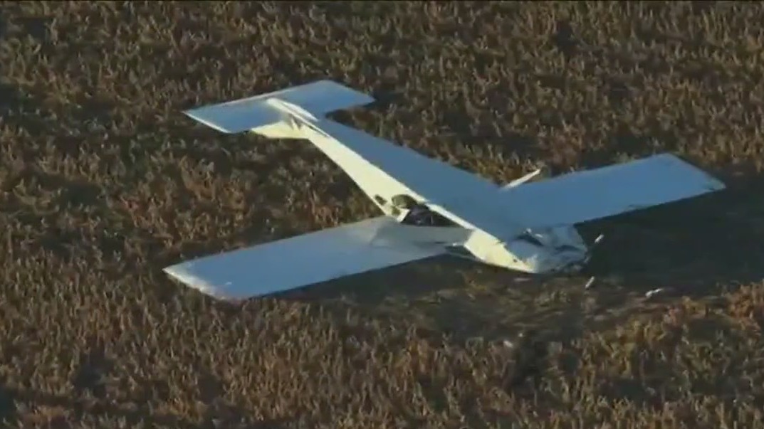 Small plane crash lands in northwest Indiana