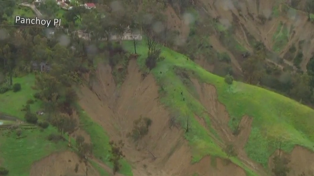 La Habra Heights homes damaged by mudslides