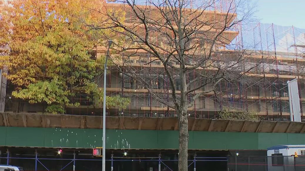 Teen stabbed inside Bronx school