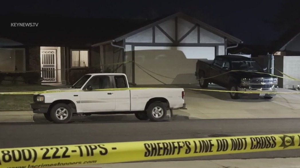 4 found dead in Palmdale home