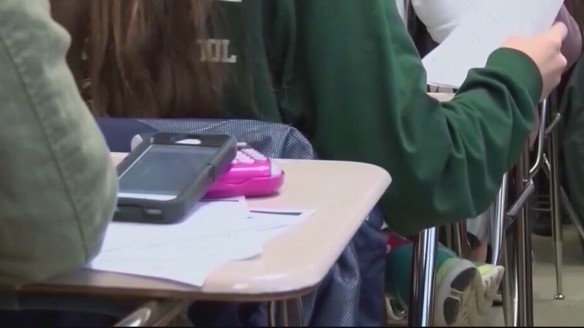 New grant program to help Oakland County students struggling with mental health