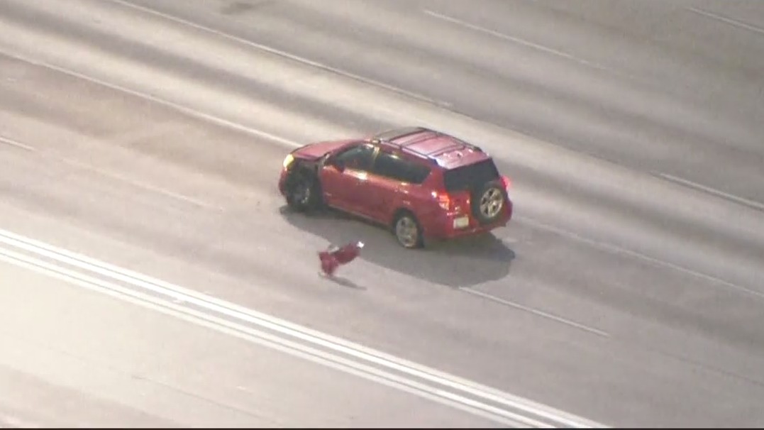 Bumper flies off suspect's car mid-chase