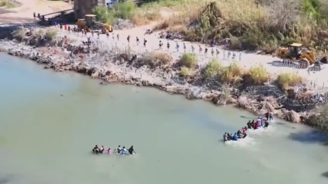 Supreme Court extends block on Texas immigration law, again