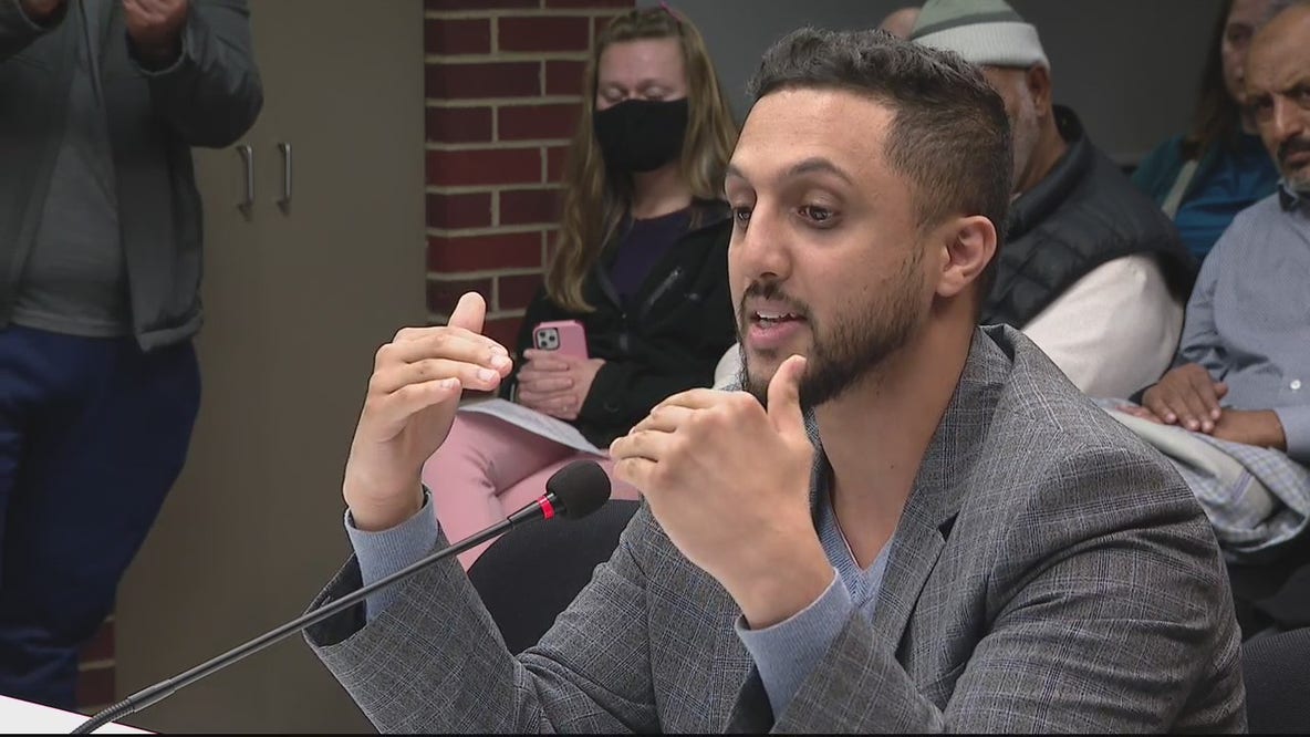 Parents crowd another school board meeting for concerns over books