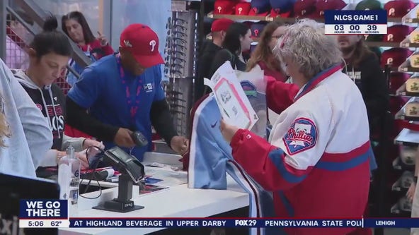 Fans flood team store to stock up on Phillies gear for NLCS