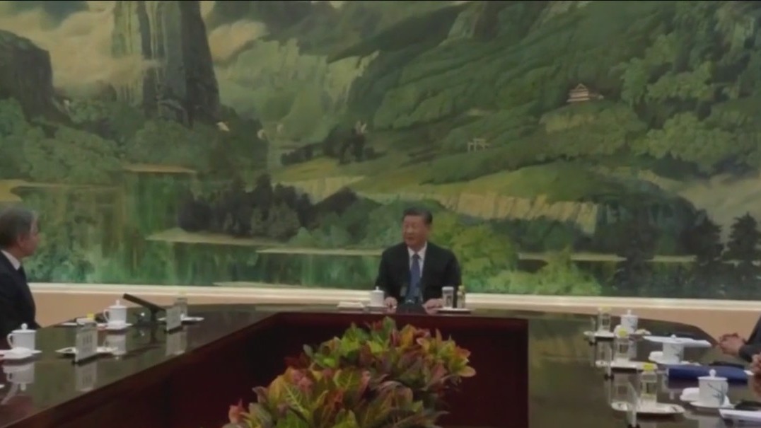 Secretary of State sits down with Chinese president during visit