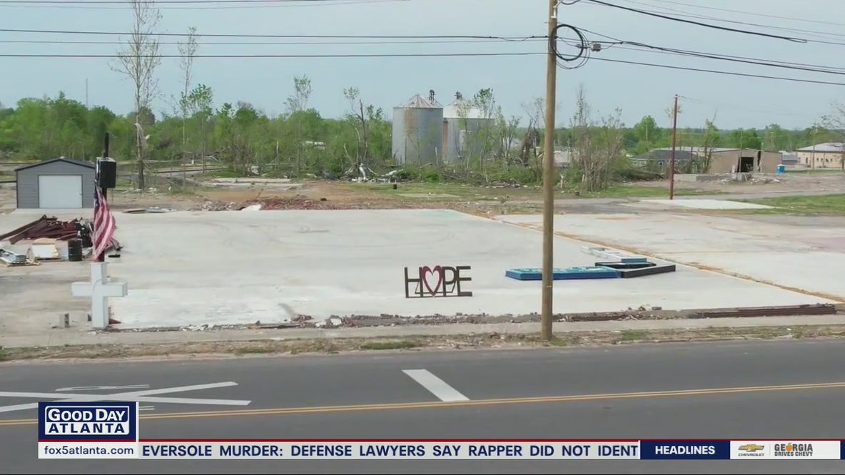 Fox Weather returns to Mayfield, Kentucky