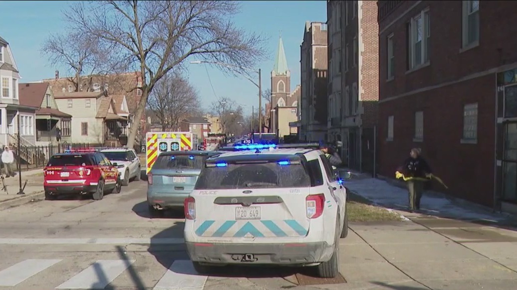 5 shot, 2 fatally, on Chicago's South Side