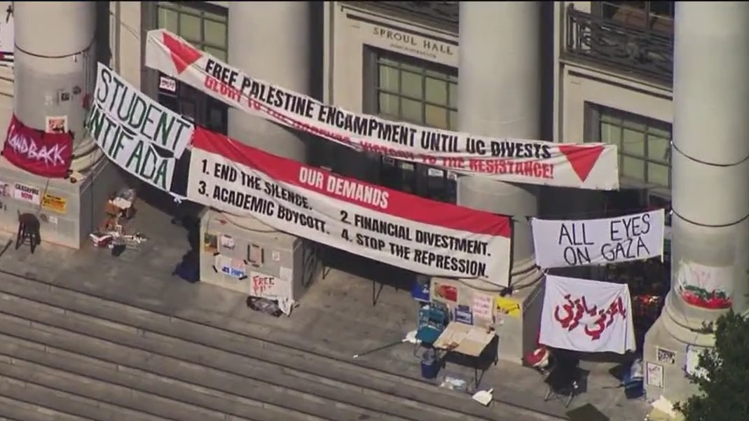 UC Berkeley students rally against Rafah invasion