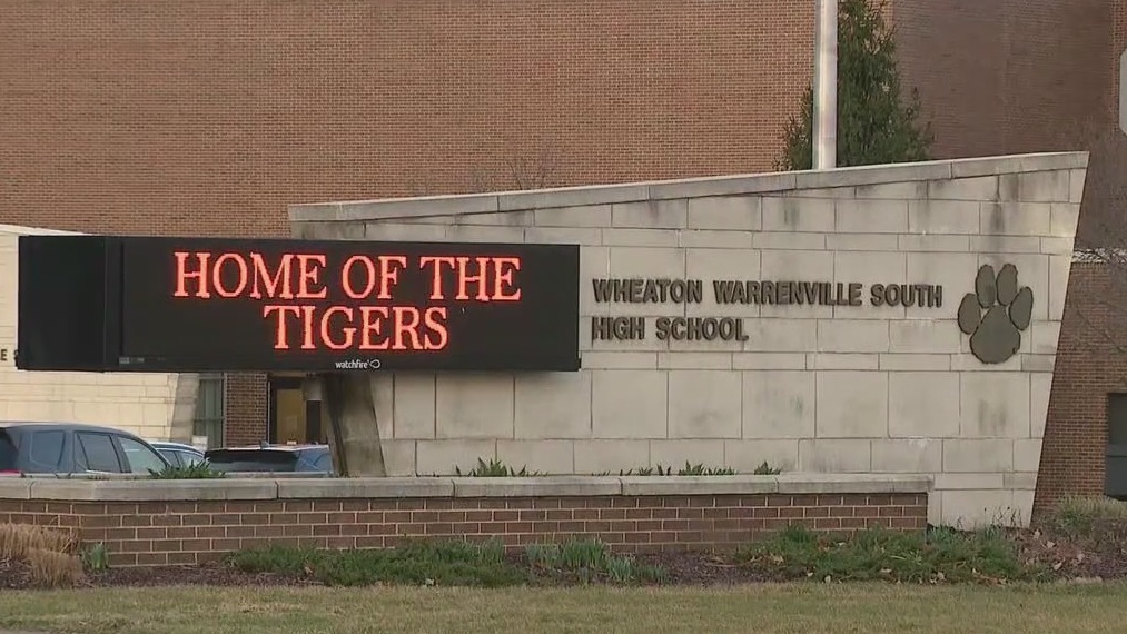 Student beaten at Wheaton Warrenville South High School in attack caught on video