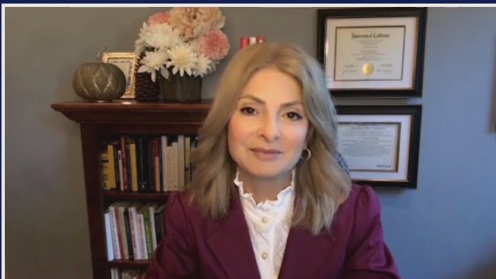 Attorney Lisa Bloom reacts to Alec Baldwin charges