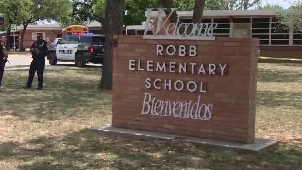 Uvalde, Texas marks 1 year since deadly Robb Elementary mass shooting