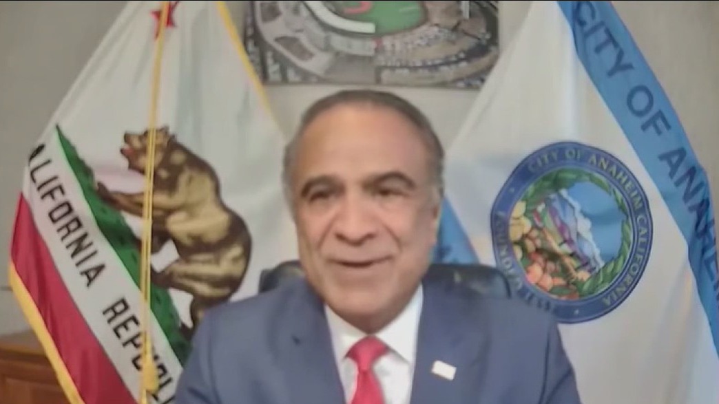 Anaheim Mayor Harry Sidhu resigns amid FBI corruption probe