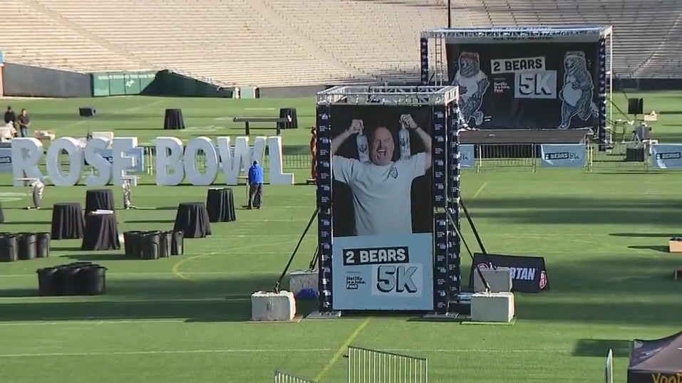 2 Bears 5K takes over Rose Bowl