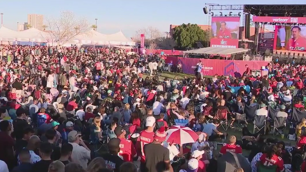 Tens of thousands of Super Bowl fans attend downtown Phoenix watch party
