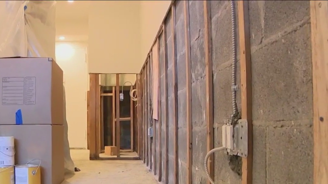 New Rochelle residents still flooded out of home