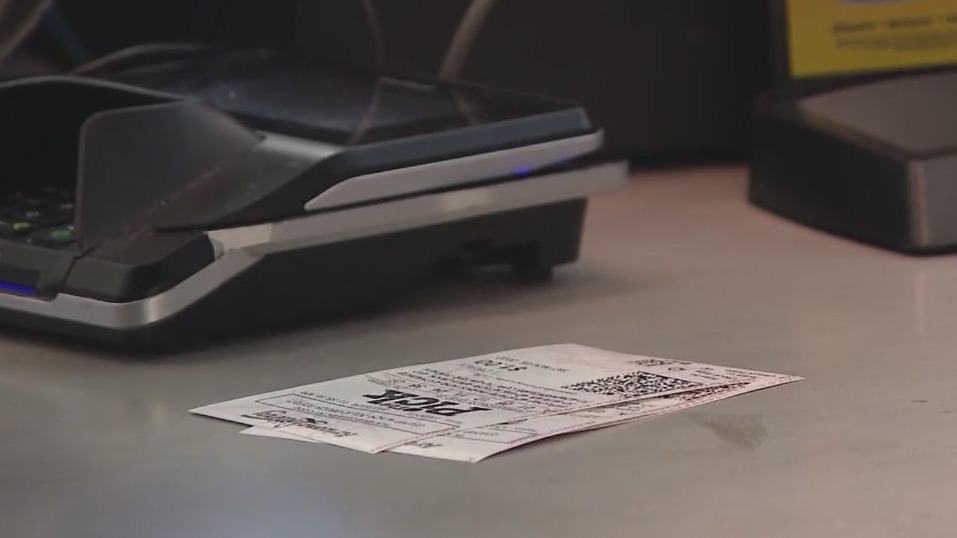 Powerball's largest jackpot in history has Phoenix residents hoping for a major win