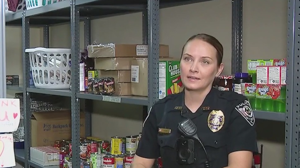 Oviedo school resource officer receives FOX 35 Care Force Award