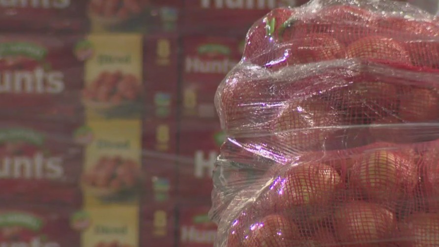 $500K for Milwaukee food pantries, extra FoodShare benefits end