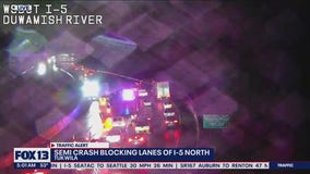 Semi crash blocking lanes of I-5 north