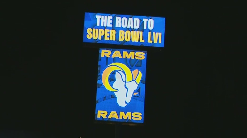 Rams host free giveaways at pop-up newstands