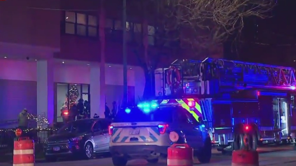 Fire reported at high-rise apartment building in Woodlawn